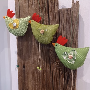 Textil tyúkocskák. Lakásdekoráció , húsvéti dekor. Egyedi darabok. Vászon dekoráció  - otthon & életmód - dekoráció - fali és függő dekoráció - függődísz - Meska.hu