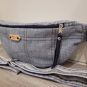 Kék kockás.Nagy méretű övtáska dizájn .Unisex Testtáska, válltáska, szövet táska, kockás táska, vállon átvethető táska - táska & tok - kézitáska & válltáska - vállon átvethető táska - Meska.hu