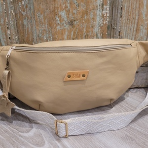 Tejeskávé  táska. mintás heveder. Övtáska fazonú műbőr táska, válltáska , vállon átvethető táska - táska & tok - kézitáska & válltáska - vállon átvethető táska - Meska.hu