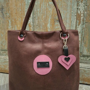 Különleges kis táska, színházi táska, egyedi darab. Lila műbőr táska rózsaszín valódi bőr kiegészítőkkel.  - táska & tok - kézitáska & válltáska - alkalmi táska - Meska.hu