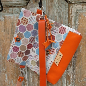 Szövettáska színes táska narancssárga valódi bőr kiegészítőkkel  - táska & tok - kézitáska & válltáska - válltáska - Meska.hu