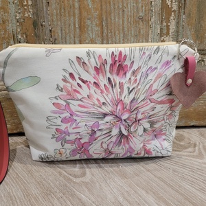 Pasztell virágos neszesszer, valódi bőr pánttal, Pedagógus napra, évzáróra, ballagásra, diplomára. - táska & tok - neszesszer - Meska.hu