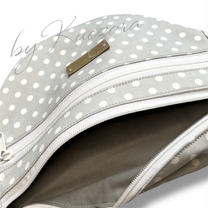 Szürke-fehér pöttyös övtáska / crossbody - táska & tok - övtáska - Meska.hu