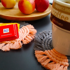 Kézzel készült makramé poháralátétek - otthon & életmód - konyhafelszerelés, tálalás - tálalás - tányér- és poháralátét - Meska.hu