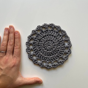 Horgolt poháralátét szett � 80% pamut, 20% poliészter zsinórból - otthon & életmód - konyhafelszerelés, tálalás - tálalás - tányér- és poháralátét - Meska.hu