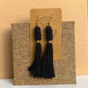 Makramé nyári fülbevaló  � újrahasznosított pamutból - ékszer - fülbevaló - rojtos fülbevaló - Meska.hu