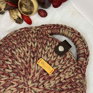 Horgolt kerek kézi/váll táska - táska & tok - kézitáska & válltáska - vállon átvethető táska - Meska.hu