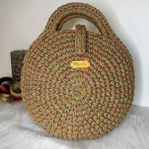 Horgolt kerek kézi/váll táska - Meska.hu