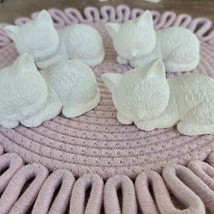 Natúr festhető 3D gipszfigura Alvó cica Gyermek kézműves foglalkozás - diy (csináld magad) - egységcsomag - Meska.hu