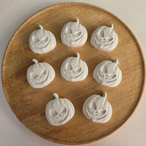 Halloween tök - natúr fehér gipszfigura 1db - Kreatív festhető ajándék, DIY (Csináld magad), Egységcsomag, Gipszöntés, Festhető gipszfigura
❗️1DB❗️

⚠️ Fontos: A termék ára kizárólag a gipszfigurát tartalmazza, alap es..., MESKA