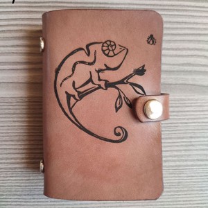 Kaméleonos igazolványtartó 1. - táska & tok - pénztárca & más tok - kártyatartó & irattartó - Meska.hu