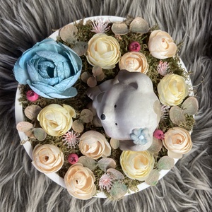 Nagyméretű kutyás asztaldísz - otthon & életmód - virágdekoráció - virágdíszek - asztali virágdísz - Meska.hu