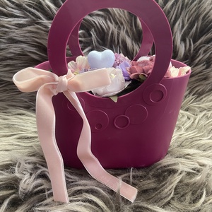 Mini táska virágokkal, Otthon & Életmód, Virágdekoráció, Virágdíszek, Asztali virágdísz, , MESKA