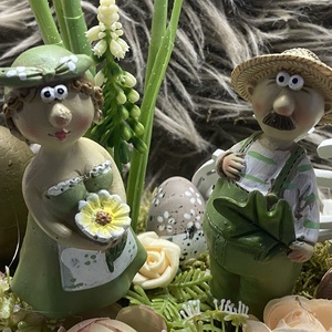 Ovális tálban kertészkedő néni-bácsi asztaldísz - otthon & életmód - dekoráció - asztal és polc dekoráció - asztaldísz - Meska.hu