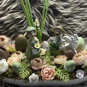 Ovális tálban kertészkedő néni-bácsi asztaldísz - otthon & életmód - dekoráció - asztal és polc dekoráció - asztaldísz - Meska.hu