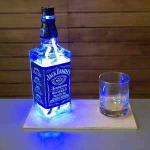 Whisky-s Led hangulatlámpa fa talppal, pohárral -  - Meska.hu