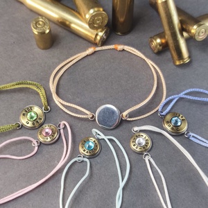 Töltény string karkötő színes - ékszer - karkötő - fonott karkötő - Meska.hu