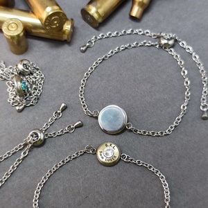 Töltény karlánc, 1-Lövetű vadász ékszer - ékszer - karkötő - karkötő medállal - Meska.hu