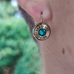 Töltény lógós fülbevaló - ékszer - fülbevaló - pötty fülbevaló - Meska.hu