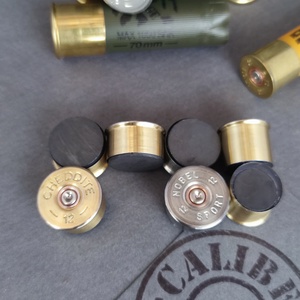 Töltény hűtőmágnes, Vadász ajándék ötlet - otthon & életmód - konyhafelszerelés, tálalás - konyhai dekoráció - hűtőmágnes - Meska.hu