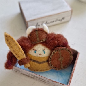 PocketLove Vikinglány (egyetlen példány) - játék & sport - plüssállat & játékfigura - ember - Meska.hu