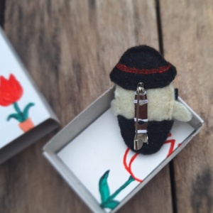 PocketLove Legényke - kitűző - játék & sport - plüssállat & játékfigura - ember - Meska.hu