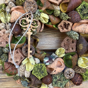 Barna-zöld ajtódísz, kopogtató  - otthon & életmód - dekoráció - ajtó- és ablak dekoráció - ajtódísz & kopogtató - Meska.hu