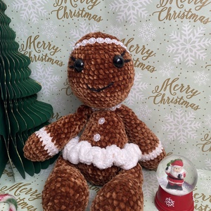 Mézike új otthont keres, Karácsony, Karácsonyi lakásdekoráció, Karácsonyi manók, figurák, Horgolás, MESKA