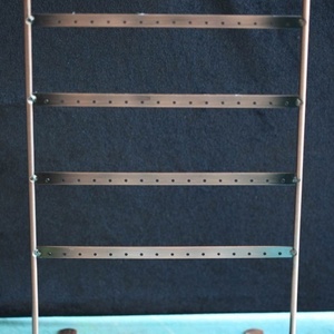 Fülbevaló állvány - kellékek & szerszámok - gyöngyfűzés kellékek - Meska.hu