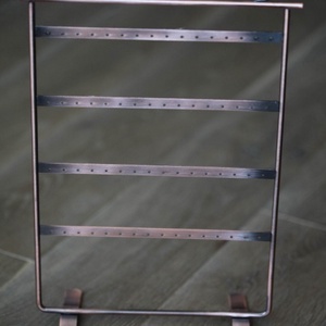 Fülbevaló állvány - Meska.hu