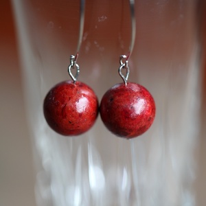 Piros korall golyó fülbevaló - Meska.hu