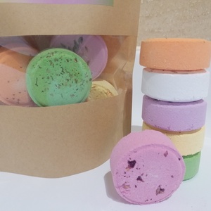 Zuhanygőzölő korong, vegyes illat  aromaterápiás, illóolaj tartalmú korongok- ajándéknak is tökéletes  - szépségápolás - szappan & fürdés - fürdősó, fürdőgolyó, habfürdő - Meska.hu