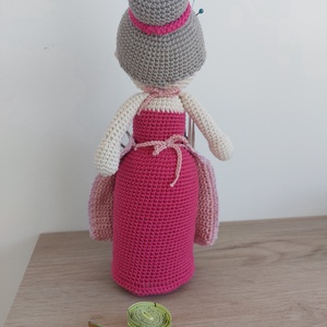 Nagyi horgolt tároló, tűpárna - játék & sport - plüssállat & játékfigura - ember - Meska.hu