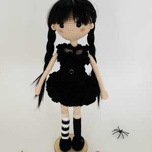 Horgolt Wednesday baba - Meska.hu