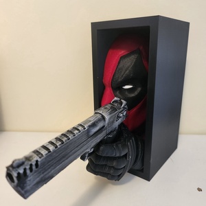 Deadpool könyvtámasz és polc dísz  - otthon & életmód - dekoráció - asztal és polc dekoráció - asztaldísz - Meska.hu
