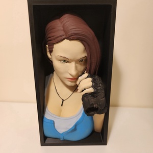 Jill Valentine a Resident evil könyvtámasz  - otthon & életmód - dekoráció - asztal és polc dekoráció - asztaldísz - Meska.hu