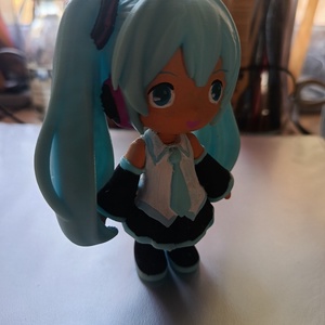 Hatsume Miku ai sztár figura  - otthon & életmód - dekoráció - asztal és polc dekoráció - asztaldísz - Meska.hu