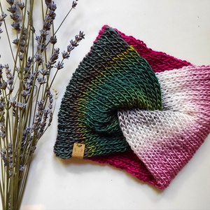 VIRÁAGCSOKOR kötött fülvédő  - Meska.hu