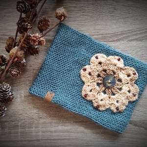 BÚZAVIRÁG kötött virágos fülvédő - Meska.hu