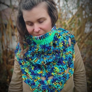 ÁRAMLÁS horgolt sálkendő, Ruha & Divat, Sál, Sapka, Kendő, Kendő, Horgolás, MESKA