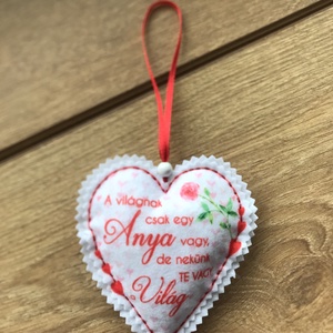 Anyák napi szívecske - otthon & életmód - dekoráció - asztal és polc dekoráció - asztaldísz - Meska.hu