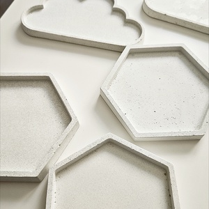 Beton hatszög és kör tálca - otthon & életmód - konyhafelszerelés, tálalás - tálalás - tálca - Meska.hu Beton hatszög és kör tálca - otthon & életmód - konyhafelszerelés, tálalás - tálalás - tálca - Meska.hu