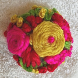 Hímzett virágos bross, , Hímzés, Varrás, MESKA