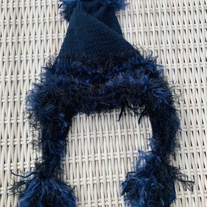 Sapka Kézi kötésű sötét kék női sapka eladó, Ruha & Divat, Sál, Sapka, Kendő, Sapka, Kötés, MESKA