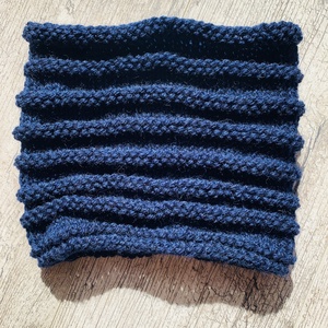 Férfi sötét kék gyapjú kézi kötésű körsál eladó - ruha & divat - sál, sapka, kendő - sál - Meska.hu