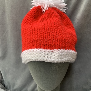 Sapka  piros kézi  készítésű gyerek  sapka  fehér  pompommal eladó , Ruha & Divat, Sál, Sapka, Kendő, Kesztyű, Kötés, Hímzés, MESKA