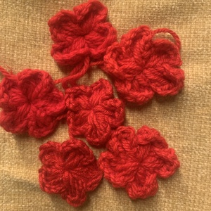 Virágok horgolt  piros  virágok eladók  6 db/csomag , Kellékek & szerszámok, Dekorációs kellékek, , MESKA