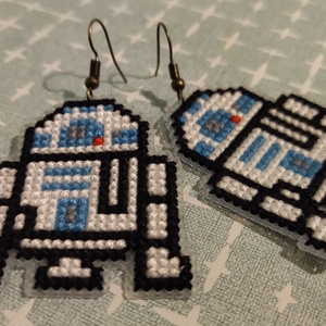 R2D2 fülbevaló - ékszer - fülbevaló - lógó fülbevaló - Meska.hu