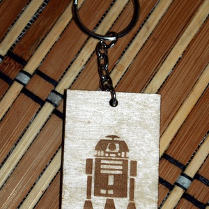 Star Wars fa gravírozott kulcstartó többféle -  - Meska.hu