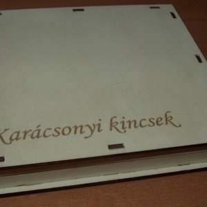 Karácsonyi díszek karácsonyfadísz fa díszdobozban 12 db dísz - karácsony - karácsonyi lakásdekoráció - karácsonyfadíszek - Meska.hu